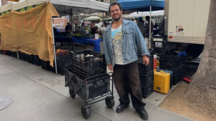 Balo Orozco shops the farmers' markets to make seasonal shrubs.