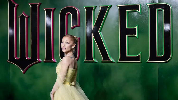 Comcast enters its spin-off era; ‘Wicked’ creators on adapting the smash hit musical for the big screen