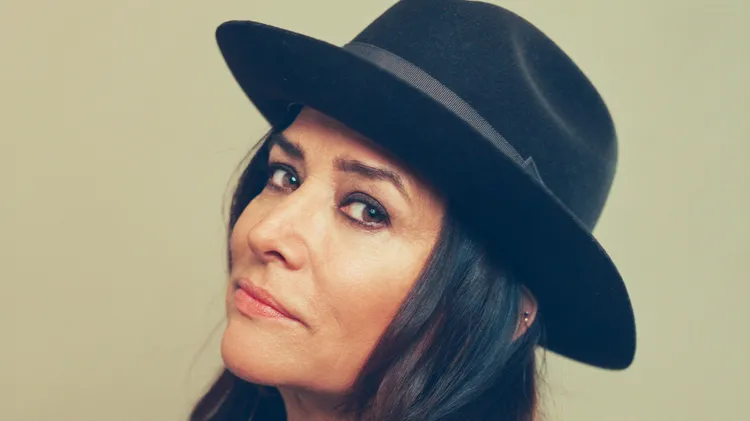 Hey “Babes,” director Pamela Adlon shares all about her debut feature. Plus, filmmaker Ned Benson talks music-as-time-travel and Brian Helgeland has our Treat.