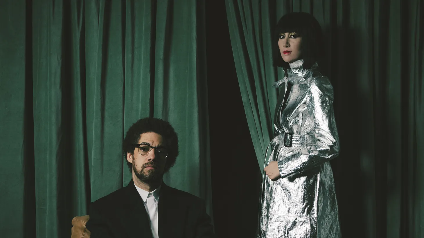 OMG… Danger Mouse + Karen O are making music together again.