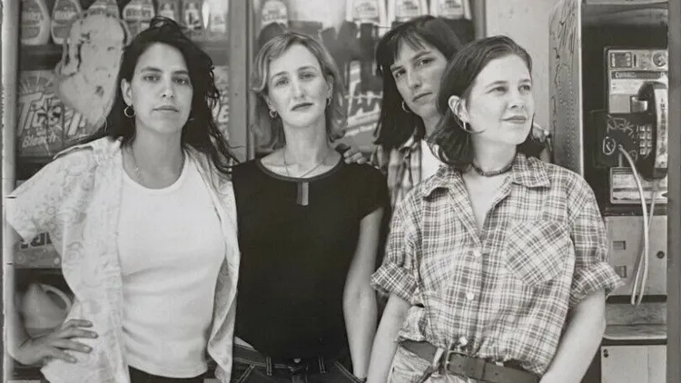 KCRW remembers Vivian Trimble , the multi-hyphenate co-founder of NYC’s Luscious Jackson , who left us on April 4, 2023.