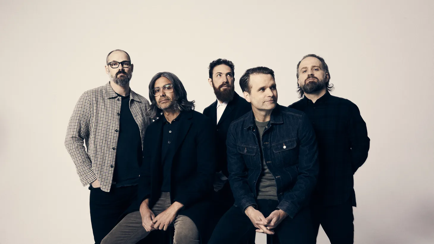 This year, Death Cab for Cutie celebrates the 20th anniversary of their album Transatlanticism, as well as Ben Gibbard’s supergroup The Postal Service ’s Give Up, with a co-headlining US tour kicking off this fall.