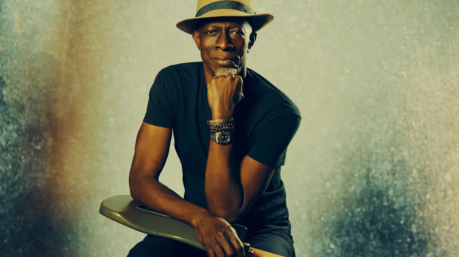 Five-time Grammy winner Keb’ Mo’ recently made his Stagecoach debut and is back on the road zig-zagging across the US this spring and summer. An engaging artist with a mellifluous tone, Mo’ serves up strong positive vibes on “Taking Me Higher.”