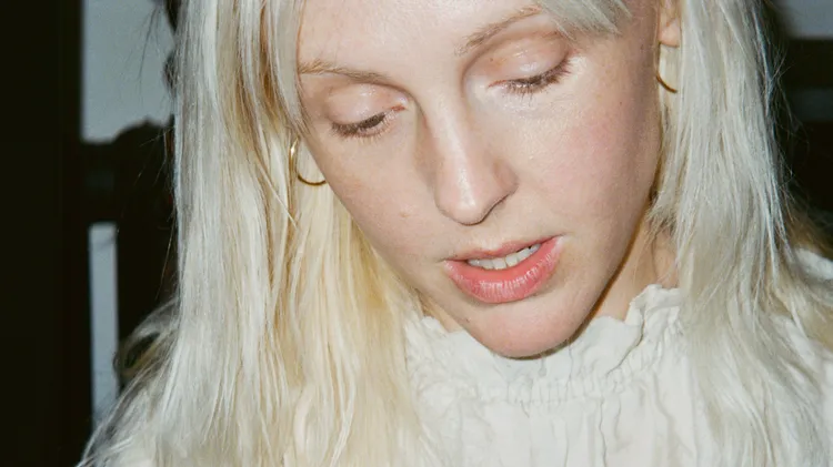 Today’s Top Tune: Laura Marling – ‘Child of Mine’ (Clean)