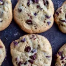 Recipes for chocolate chip cookies: Whole wheat flour or bread flour?