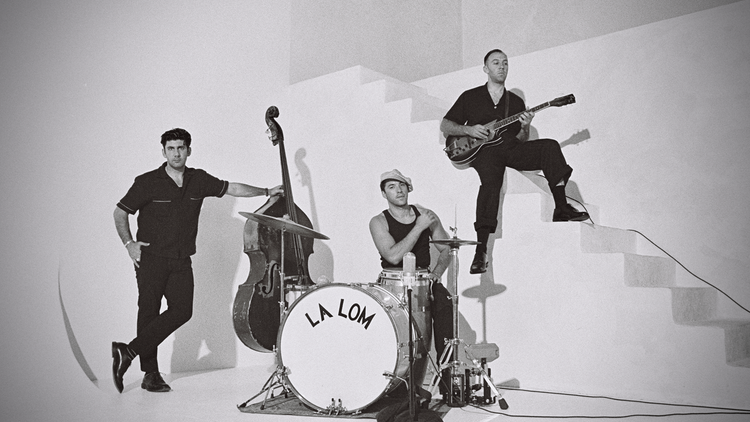 LA LOM creates a nostalgic feel through their music, inspired by cumbia, bolero, and retro soul. The instrumental trio’s debut album features songs named after Los Angeles streets.